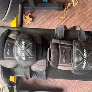 Bauer Elite knee pads int (Used)