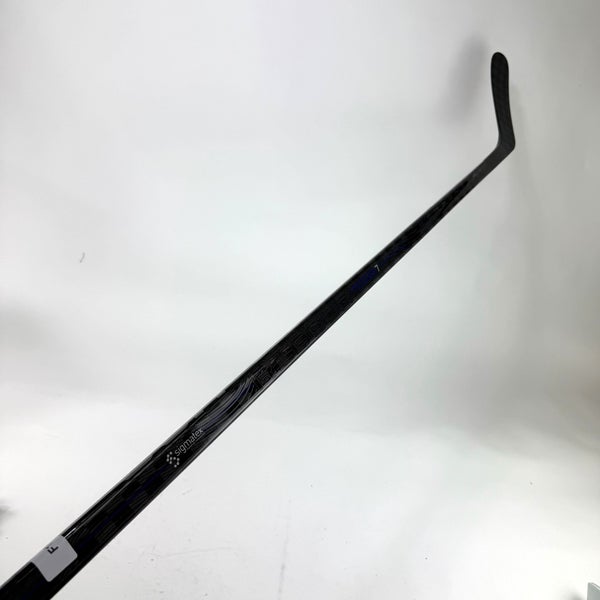 New Left CCM Ribcor Trigger 7 | 75 Flex P88 Curve Grip | F114
