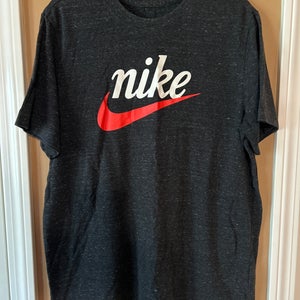 Black Large Adult Unisex Nike Shirt (Used)
