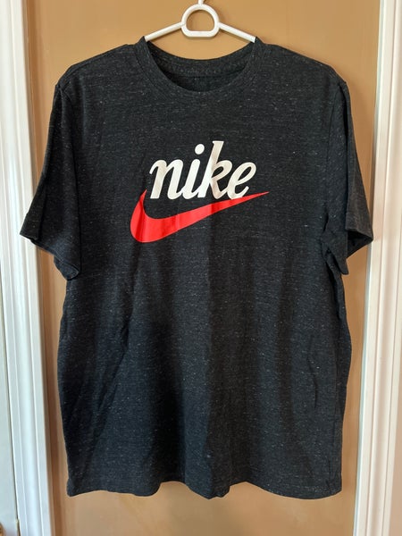 Black Large Adult Unisex Nike Shirt (Used)