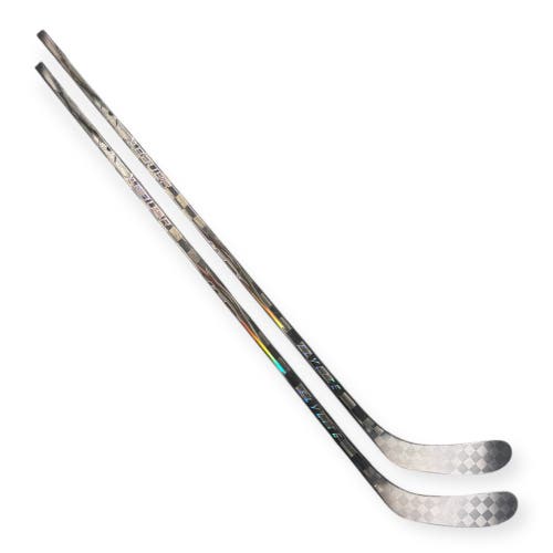 2 Pack - Bauer Vapor FlyLite Right Handed Hockey Stick P28 77 Flex Pro Stock (New)