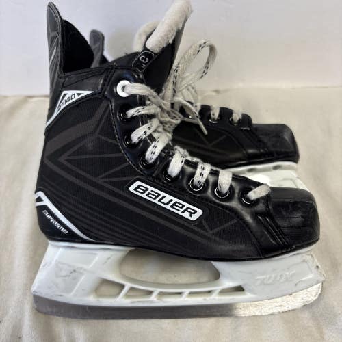 Junior Size 3 Bauer Supreme S140 Ice Hockey Skates.