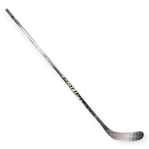 Bauer PULSE Right Handed Hockey Stick P28 70 Flex Pro Stock (New)