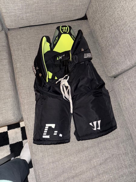 Senior Medium Warrior Alpha lx 20 Hockey Pants (Used)