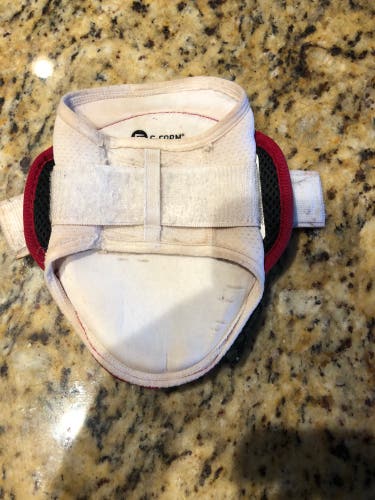 White Junior Elbow Protection (Used)