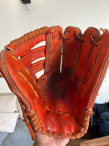 2023 RH Outfield Baseball Glove 12.5" (Used)