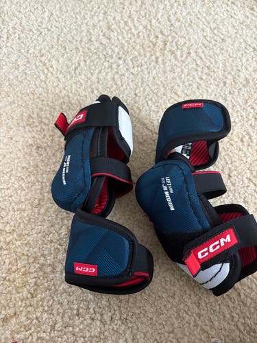 Junior Medium CCM Next Elbow Pads (Like New)