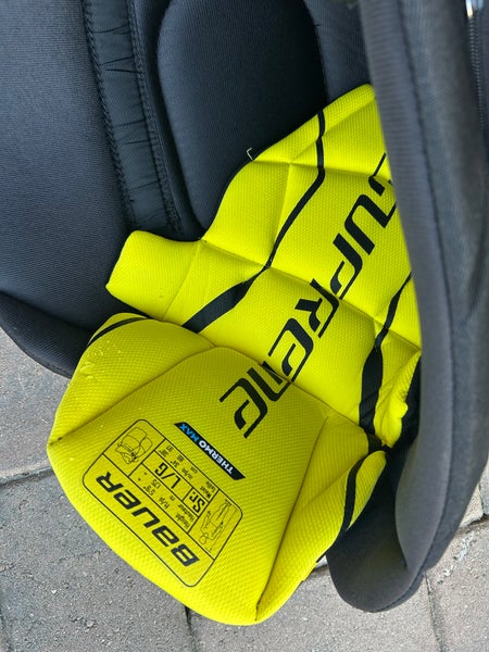 Men's Senior Large Bauer Supreme S29 Hockey Pants (Used)