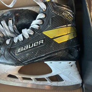 Bauer ultra sonic with Step steel