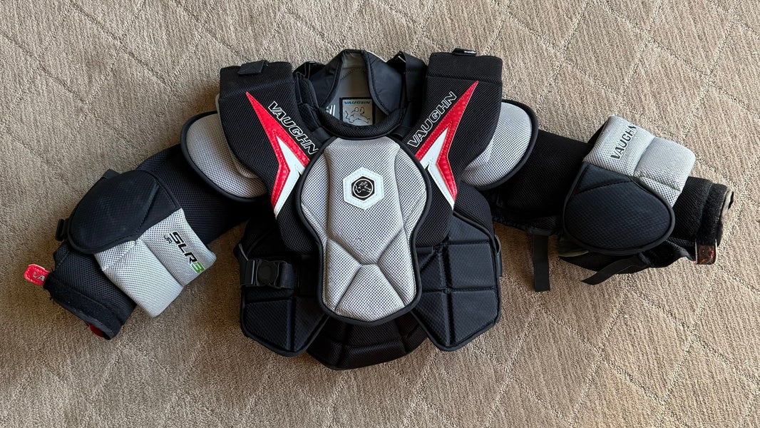Large Vaughn SLR3 Goalie Chest Protector (Used)