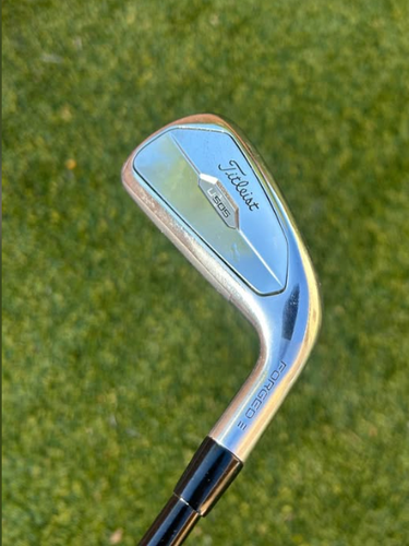 Men's 2023 Titleist U505 Right Handed Hybrid Stiff Flex 4H (Used)