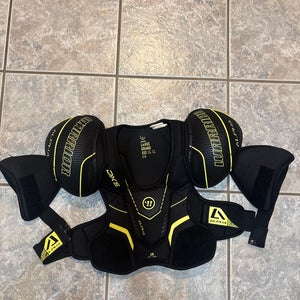 Used Large Junior Warrior Alpha DX5 Shoulder Pads