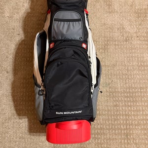 Unisex Sun Mountain Bag (Used)