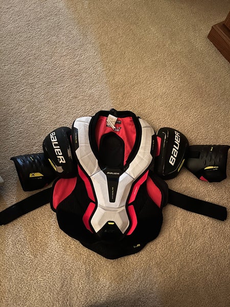 Used senior large Bauer vapor hyperlite shoulder pads