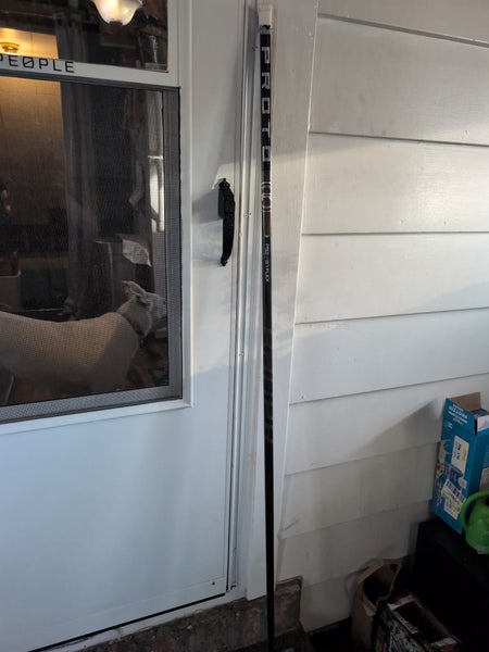 Senior Bauer Proto-R Right Handed Hockey Stick P92 87 Flex (New)