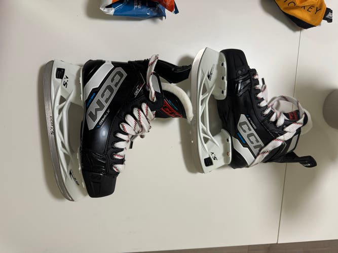 2023 CCM Jetspeed FT680 Hockey Skates Size 3 (Used)
