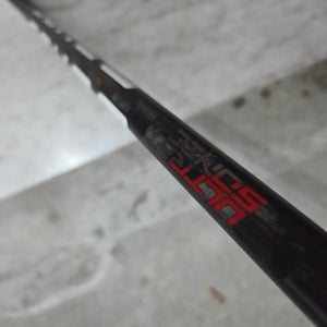 Senior Bauer Supreme UltraSonic Right Handed Hockey Stick 95 Flex Pro Stock (Used)