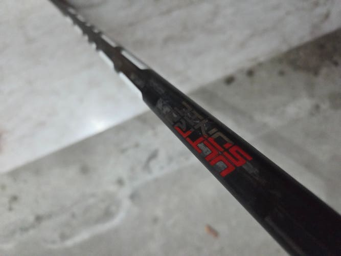 Senior Bauer Supreme UltraSonic Right Handed Hockey Stick 95 Flex Pro Stock (Used)
