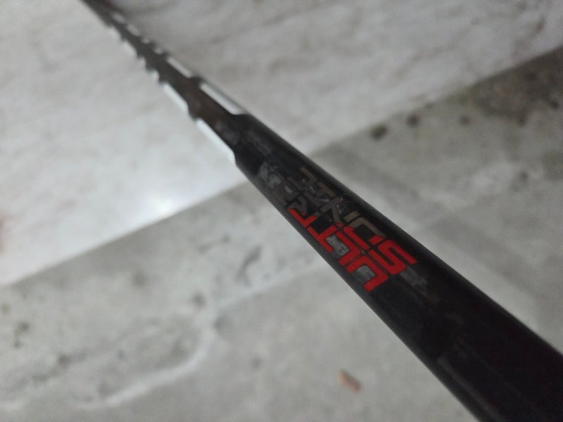 Senior Bauer Supreme UltraSonic Right Handed Hockey Stick 95 Flex Pro Stock (Used)