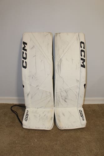 CCM Axis 2.9 35+2 Leg Pads (Used-Like New)