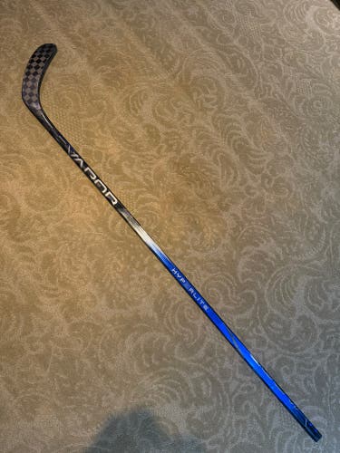 Senior Bauer Vapor Hyperlite 2 Left Hand Hockey Stick P92 82 Flex (Used)