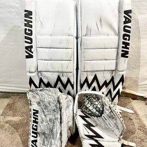 Hersheys Bears Vaughn pro stock Pro Elite goalie full set