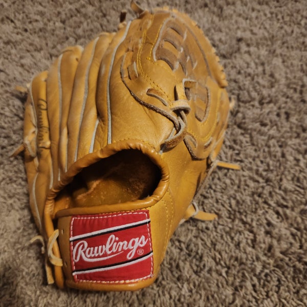 Rawlings RH RBG54 Baseball Glove 11" Nice Game Ready Glove