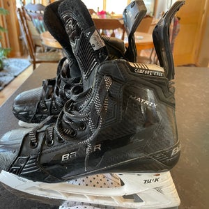 2023 Bauer Supreme Matrix Hockey Skates Size 6 (Used)