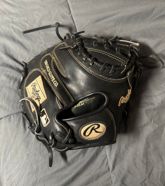 Rawlings Heart of the Hide catchers glove