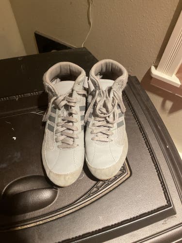 Adidas (Used)wrestling shoes
