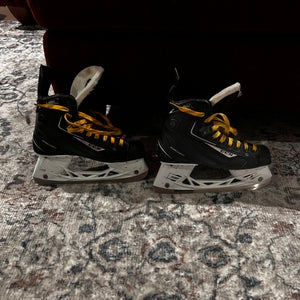 2015 CCM RibCor 44K Pump Hockey Skates Size 5.5 (Used)