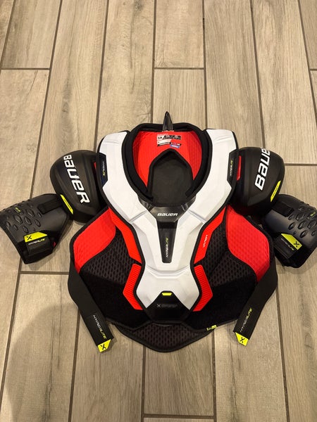 XL Senior Bauer Vapor Hyperlite Shoulder Pads (New)