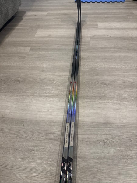 New Senior CCM JetSpeed FT8 Right Handed Hockey Stick P28 (New)