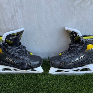Bauer Supreme 3S Pro Hockey Skates Extra Wide Width 8 (Used)
