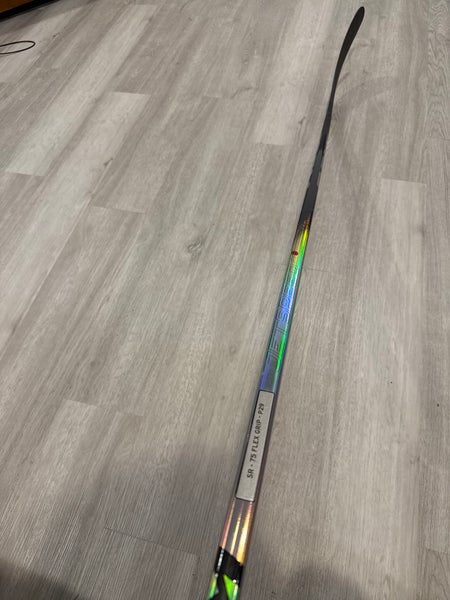 New Senior CCM JetSpeed FT8 Left Handed Hockey Stick P29 (New)