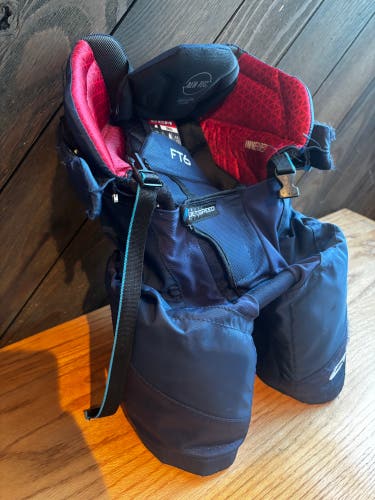 Junior Medium CCM Jetspeed FT6 Pro Hockey Pants (Used)