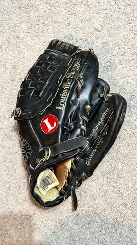 Louisville Slugger RH Baseball Glove 12.75" (Used)