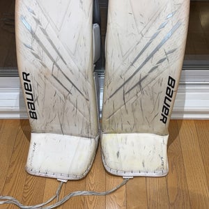 Medium Bauer Hyperlite Goalie Leg Pads (Used)