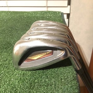 Yonex Ladies Titanium Hybrid Irons Set (7-PW-SW) Ultra Lightweight Graphite