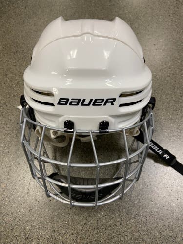 Small Bauer 4500 Helmet (Used)