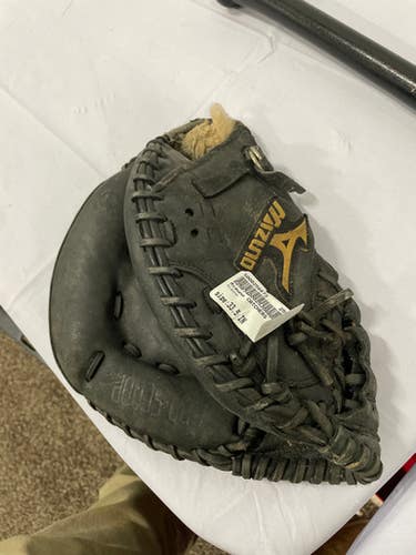 Used Mizuno CATCHERS BB/SB Catchers RH Throw None 33 1/2" 11307-S000258873
