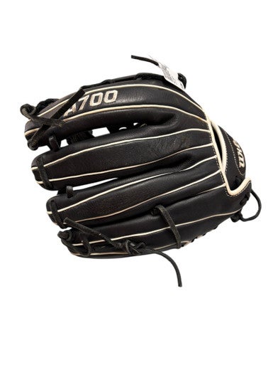Used Wilson A700 BB/SB Glove RH Throw None 12" 11307-S000260897