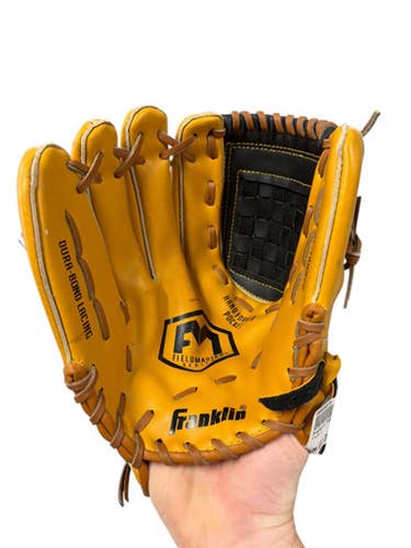Used Franklin FIELDMASTER SERIERS BB/SB Glove LH Throw None 10 1/2" 11307-S000260873