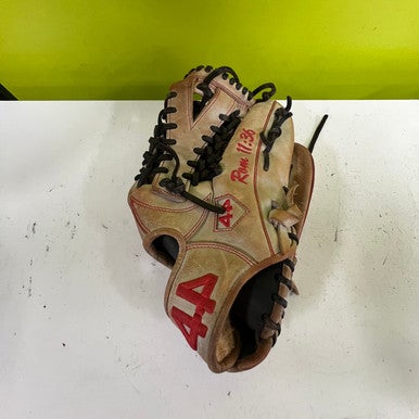 Used 44 BB/SB Glove RH Throw None 12 1/2" 11307-S000259388