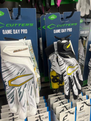 New Cutter's Game Day Pro Rec GLVS 11307-UNDCGDGLV