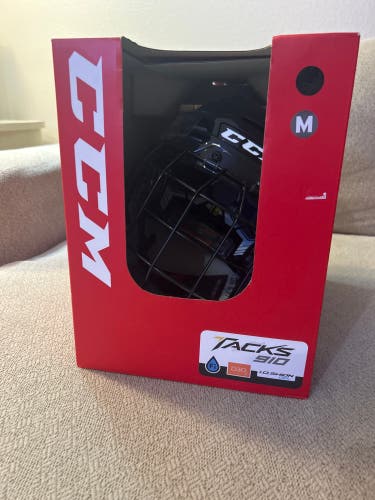 CCM Tacks 910 Helmet w/cage (New) Black