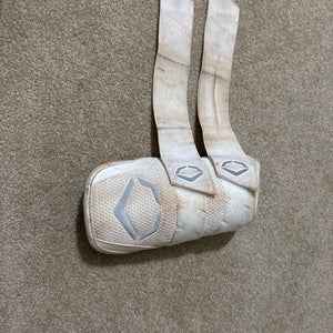 White Senior EvoShield Elbow Guard Elbow Protection (Used)