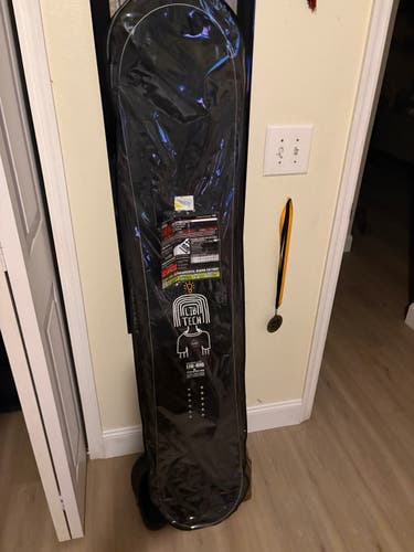 (NEW) Men's 2024 Lib Tech Snowboard 153 cm
