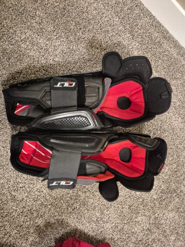 Used Ccm Qlt Control 15" Hockey Shin Guards