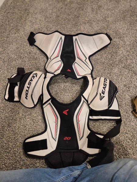 Used Senior Easton Synergy 20 Hockey Shoulder Pads (Size: Large)